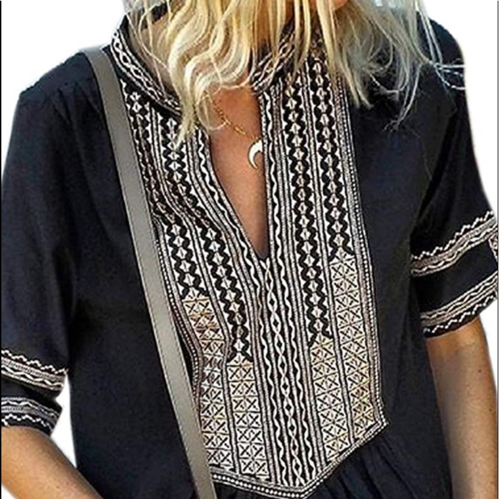 BoHo style embroidered tunic top Small Navy White